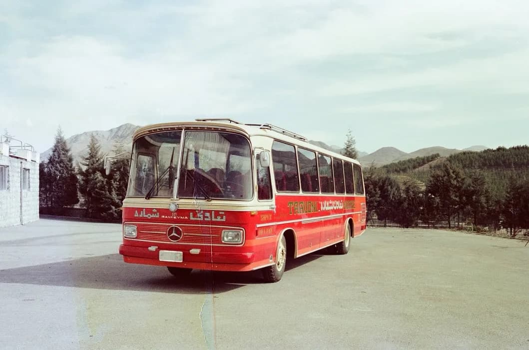 Mercedes-Benz O302